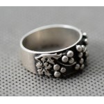 Warmet. "Grapes" ring.