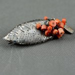 Orno. Large "Leaf with beads" brooch.