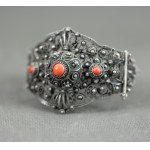 Huge "Filigree" bracelet with coral.