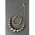 Silver coral with bracelet. [Set, necklace]