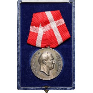 Dania, Fryderyk IX (1947-1972) Order FORTIENT dla Polaka