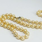 Gold Akoya pearl necklace
