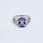 Silver ring with Amethyst and illusion effect