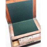 Machonium lockable travel desk with lining for letter writing
