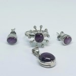 Gold/Silver Set with Star Rubies and 0.10 Ct Diamonds
