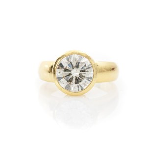 Anello solitario 3,7 carati circa