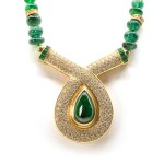 Emerald diamond necklace