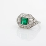 Emerald diamond ring