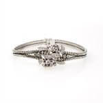 Bracelet set with diamonds