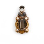 Pendant with smoky topaz and pearls