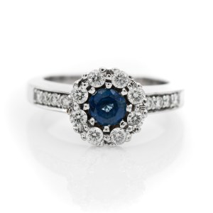 Sapphire diamond ring