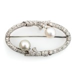 Pearl diamond brooch