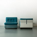 Four Amanta lounge chairs