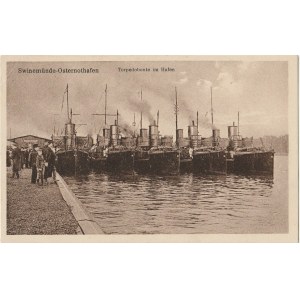 ŚWINOUJŚCIE. Swinemünde-Osternothafen / Torpedoboote im Hafen, wyd