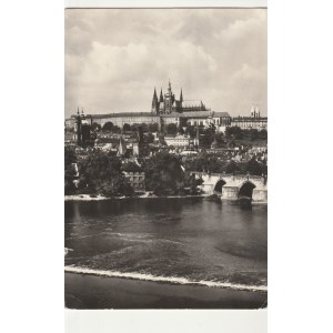 PRAGA. PRAHA… / Panoramabild der Prager Burg 