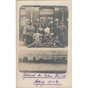 PARYŻ. Grupa żołnierzy, wyd. ok. 1914; cz.-b., stan db