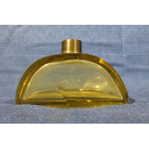 FLAKON. Flakon na perfumy szkło kolorowe (żółte); st. bdb, wys.: ok. 80 mm, wym