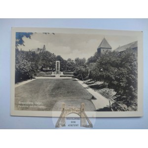 Braniewo, Braunsberg, war memorial circa 1940.