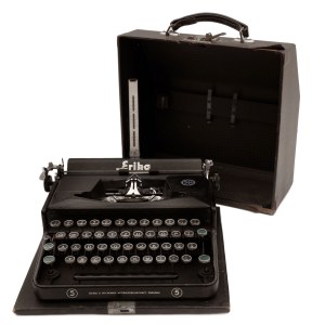 Small typewriter Erika 5