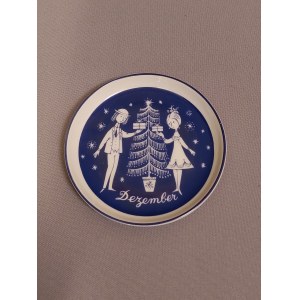 Rosenthal Peynet Series Monthly Plate December