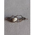 Artistic Silver Brooch with Natural Howlite