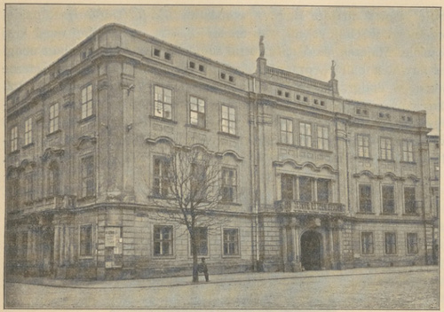 Fig. 1. Kamienica bar. Larischa w Krakowie, w której mieściło się nasze Towarzystwo od 1854 do 1871 roku.