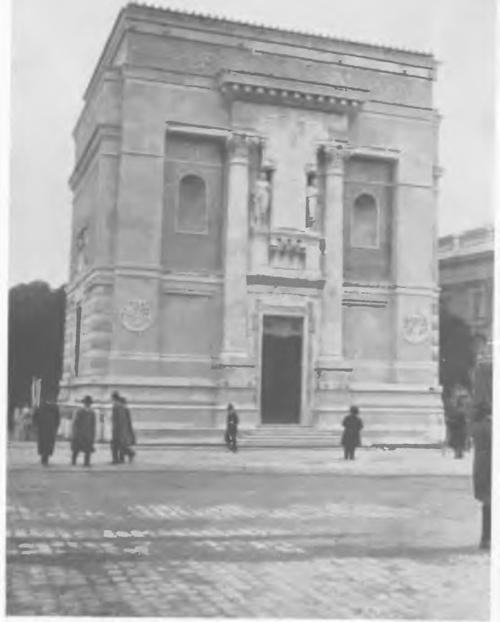 PAWILON WŁOSKI. (Fot. H. Manuel).