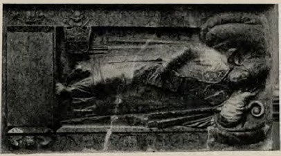 Fig. 100. Grobowiec biskupa Holszańskiego w Wilnie.
