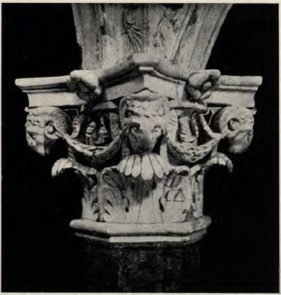Fig. 48 Szczegół z baldachimu nad grobowcem Wł. Jagiełły.