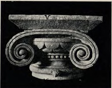 Fig. 62. Kapitel z zamku na Wawelu.
