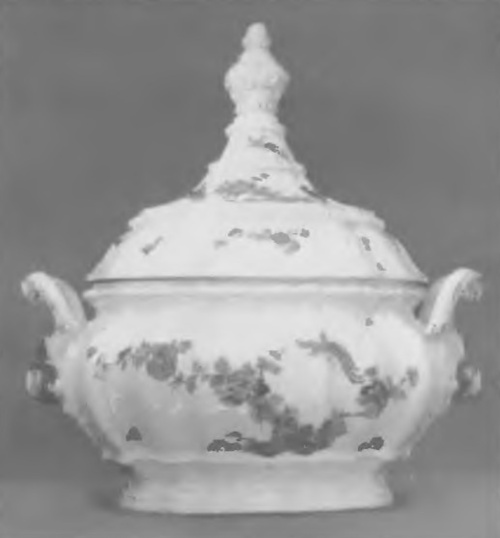 Fig. 9. Miśnia. ok. r. 1735. Waza.