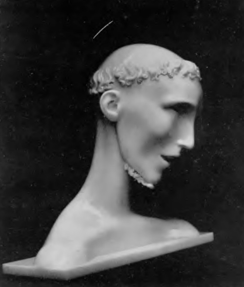 Adolfo Wildt, “św. Franciszek (marmur)”.