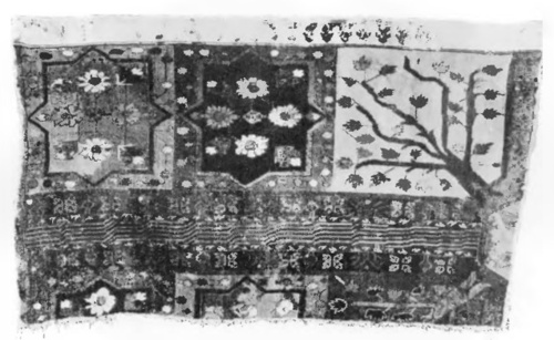 Fig. 1. Perski kobierzec typu ogrodowego, fragment. 1,80 X 1,10m. Wiek XVII.