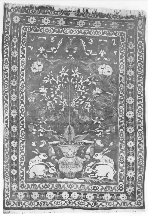 Fig. 16. Perski modlitewnik “Knman“, 40 wiązań w 1 cm². 1,50 X 1,30 m., koniec XVIII wieku.