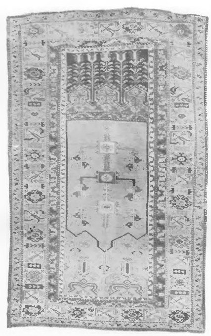Fig. 30. Turecki modlitewnik „Ladik“. 1,80 X 1,15 m., wiek XVII.