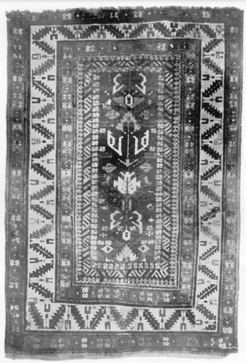 Fig. 44. Kaukaski kobierzec „Szirwan”, 20 wiązań w 1 cm², 1,35 X 0,90 m., wiek XVII.