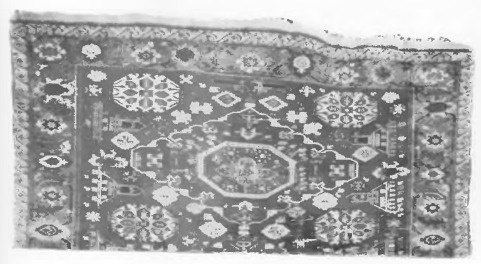 Fig. 48. Kaukaski kilim szyty “Sumak”'. 2,00 X 1,75 m., ½ całk. dług., początek XIX wieku.