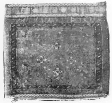Fig. 56. Turkomańska torba „Beludżystan”. 0,65 X 0,65 m., wiek XIX.