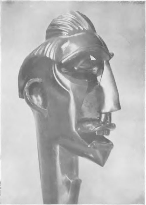 RUDOLF BELLING, GŁOWA WYKONANA W MAHONIU (1921-1922).