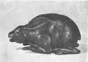 FIGURKA ZAJĄCA, BRONZ. Z KOŃCA EP. SASSANIDÓW. dług. (6-5 cm. Wł. Ermitaż. Leningrad.
