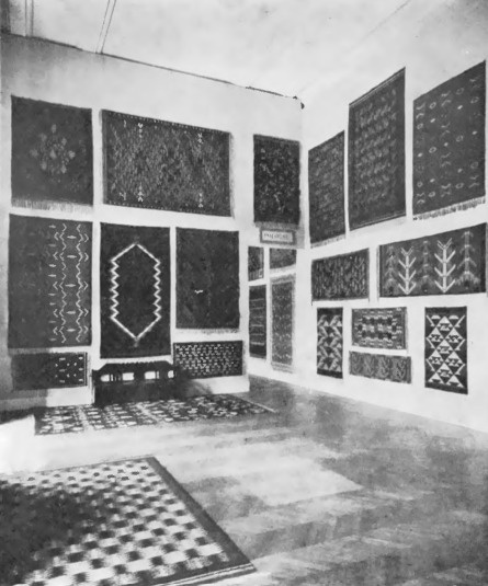 Międzynarodowa wystawa kobierców w Paryżu, r. 1927. Dział polski.