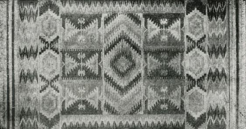 KILIM. Wykonany na krosach poziomych