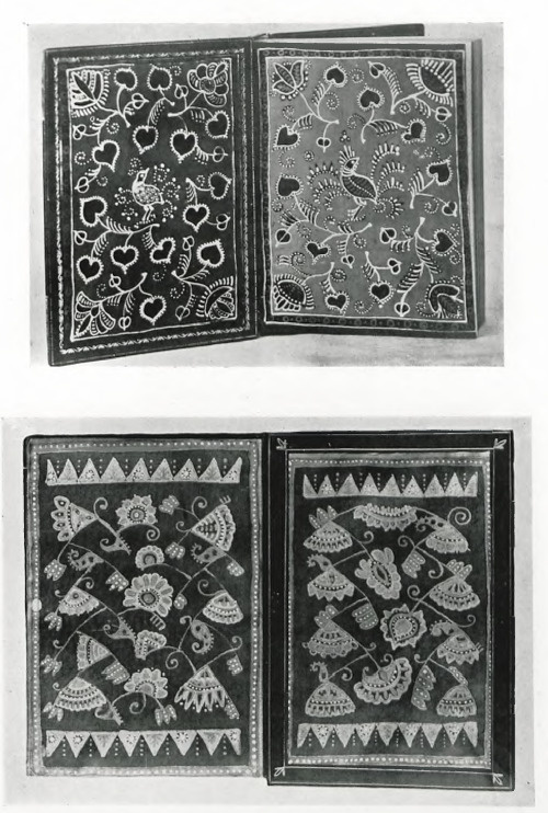 TABL. XXXIII. WYKLEJKI (BATIK) Z PRACOWNI ROBERTA JAHODY W KRAKOWIE.