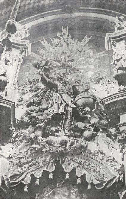 6. Lwów, Cerkiew katedralna ś. Jura, część górna ołtarza głównego, około r. 1770. Fot. A. Bochnak.
