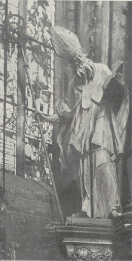 73. Lwów. Katedra. Posąg ś. Augustyna w głównym ołtarzu. Fot. A. Bochnak.