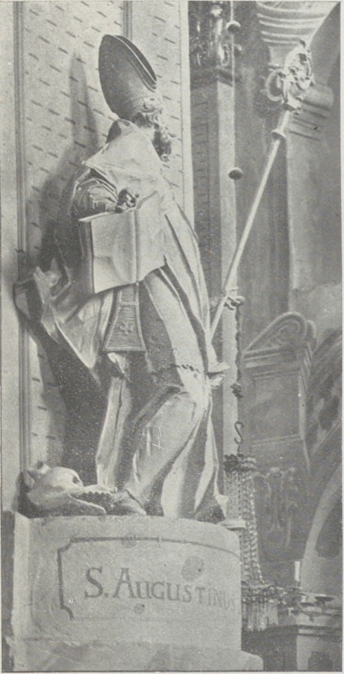 79. Włodawa. Kościół popauliński. Posąg ś. Augustyna. — Fot. dr Józef Dutkiewicz.