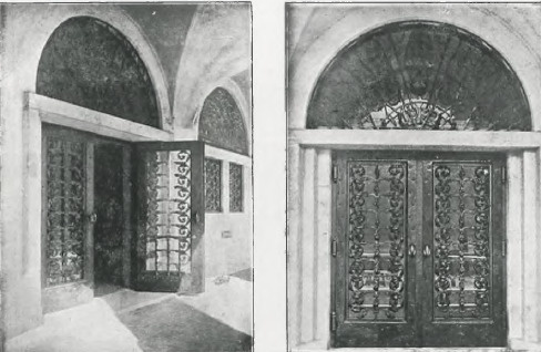 Architekt Jan Witkiewicz. Drzwi główne Pawilonu Zakładów Doświadczalnych Wyższej Szkoły Handlowej w Warszawie.
