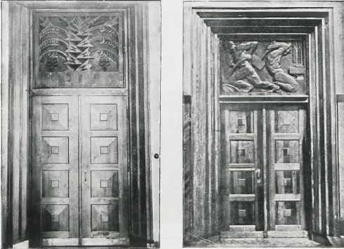 Architekt Jan Witkiewicz. Drzwi do auli Wyższej Szkoły Handlowej w Warszawie.
