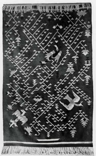 Fot. R. S. Ulatowski, Poznań. Kilim. Praca uczniów Wydziału tekstylnego. Kurs prof. Władysława Roguskiego.