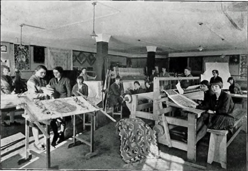 Fot. R. S . Ulatowski, Poznań. Wnętrze pracowni Wydziału tekstylnego, kurs prof. Władysława Roguskiego.